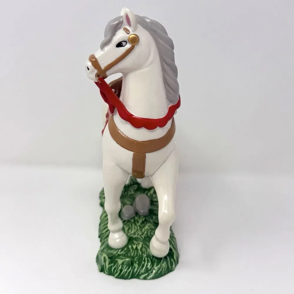 Hawthorne Village Disney Snow White Seven Dwarfs Royal Horse Figurine COA